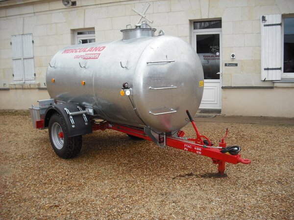 Tonne à eau RT 3000 (Herculnao)